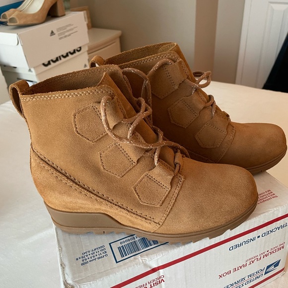 Sorel Shoes Sorel Evie Lug Sole Ankle Boot Poshmark
